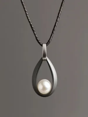 Elegant Pearl Pendant